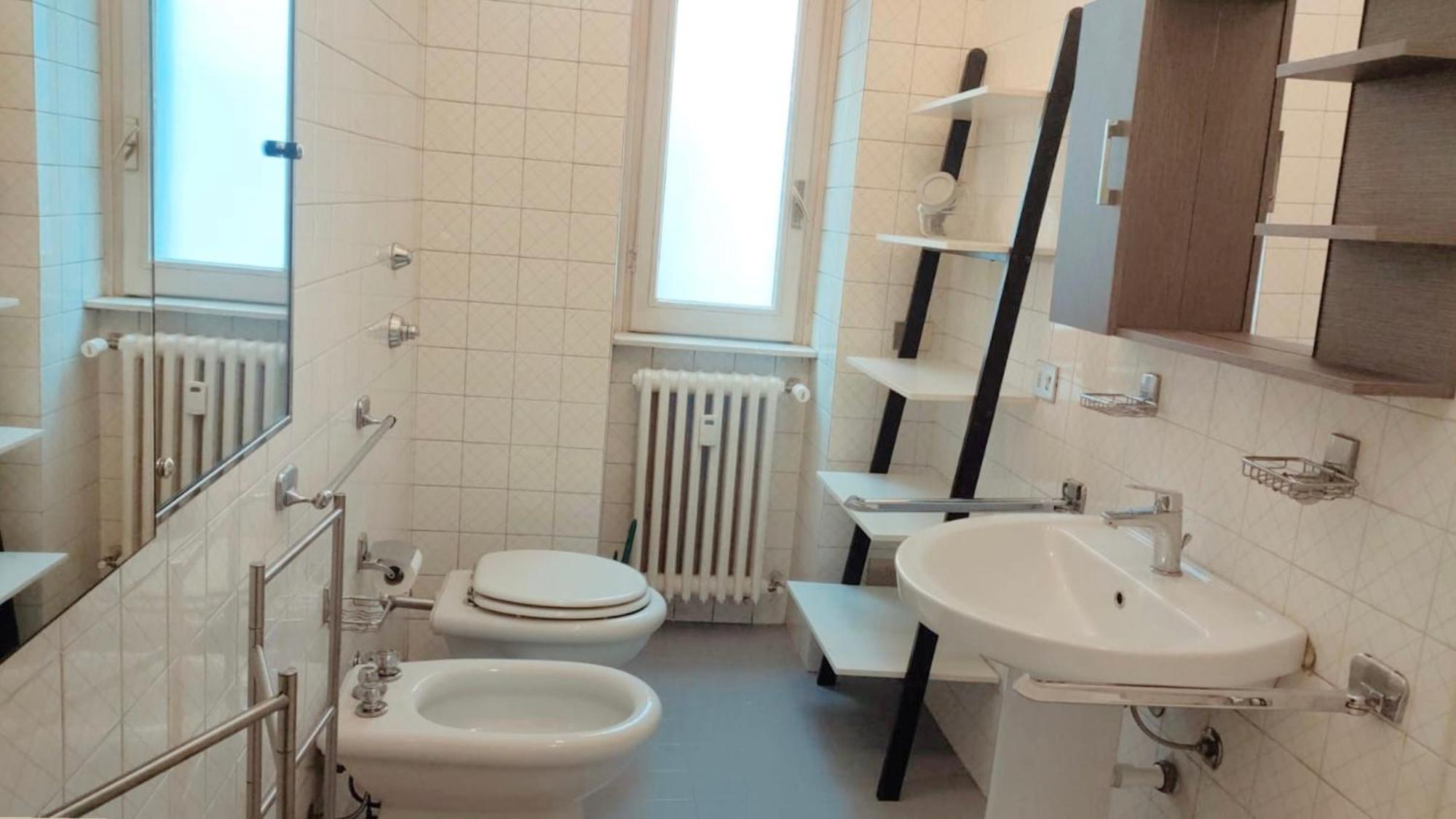 3 Minutes On Foot From Duomo! Big Apartament With 3 Bedrooms And Balcony Appartamento *