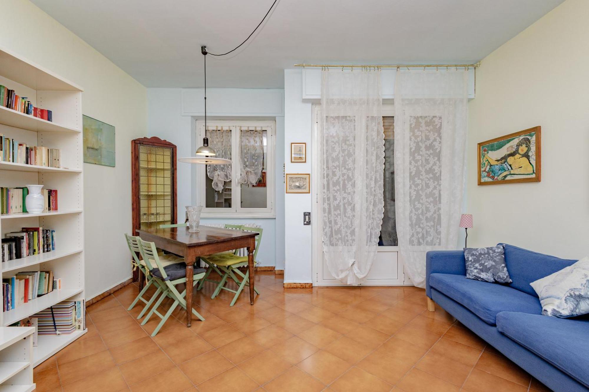 Xenia - Spacious Near Linate Airport