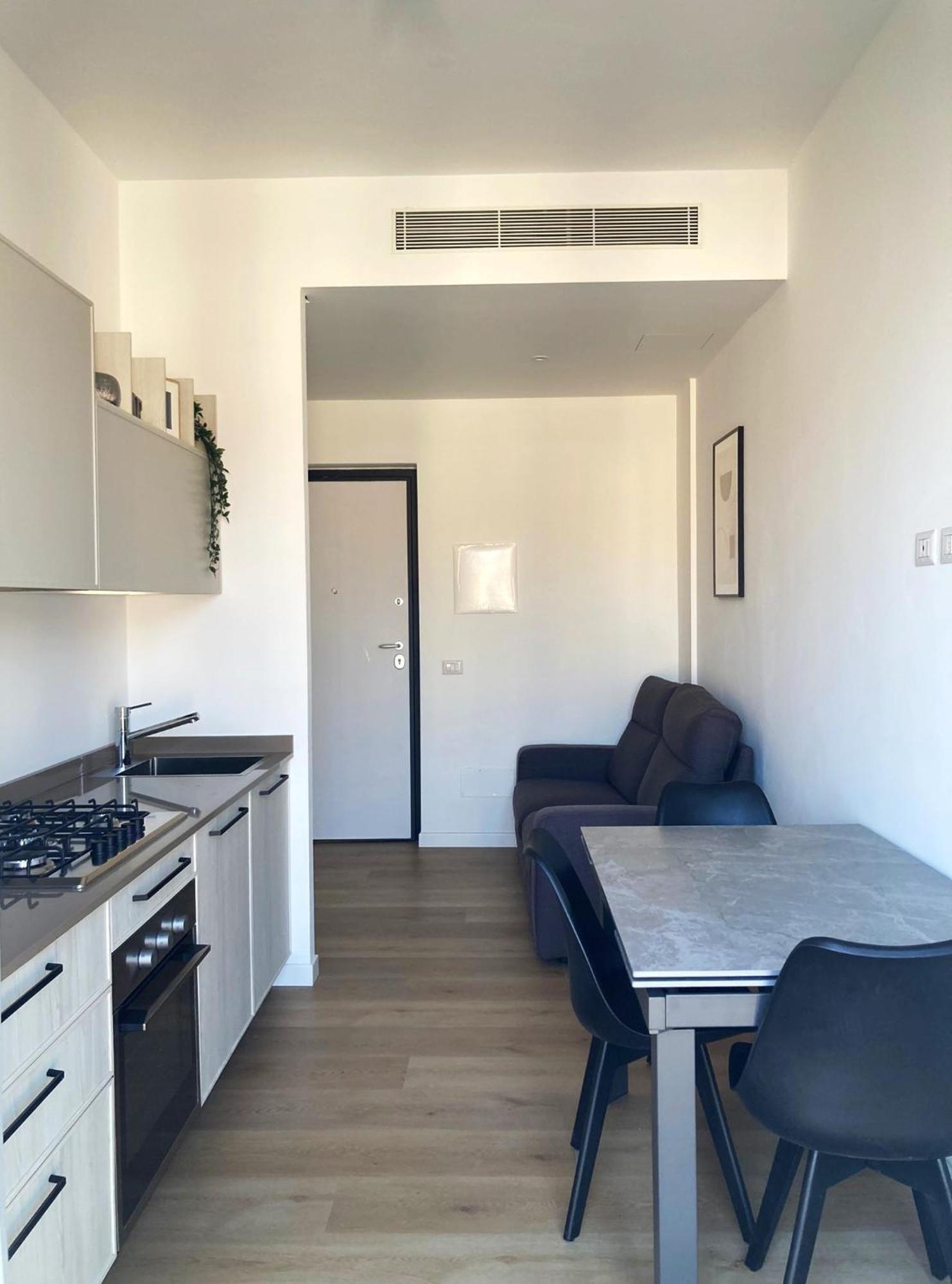 Bilocale Moderno - Lorenteggio 145 Appartamento Milano