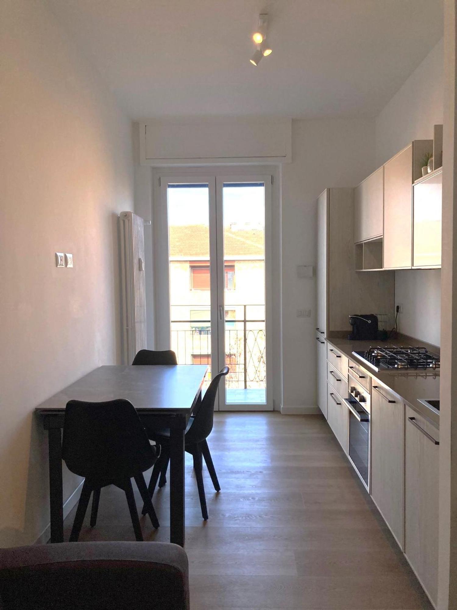 Bilocale Moderno - Lorenteggio 145 Appartamento