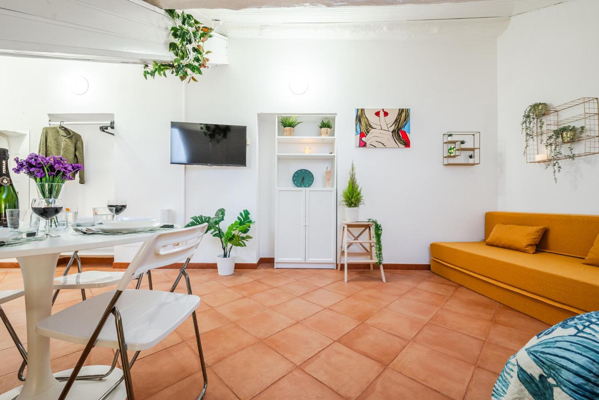 The White Jungle - San Babila Attic Leilighet