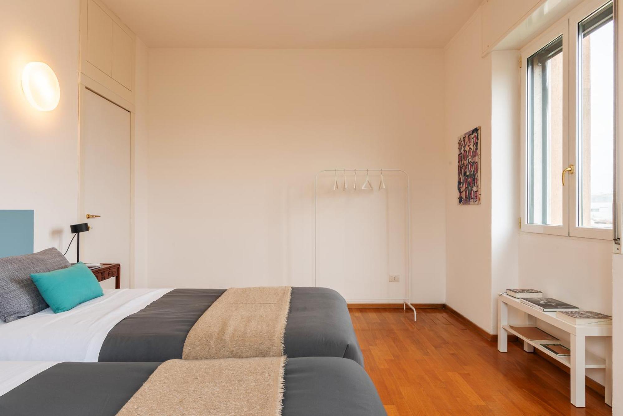 Gorini Flexyrent A.c. * Milano