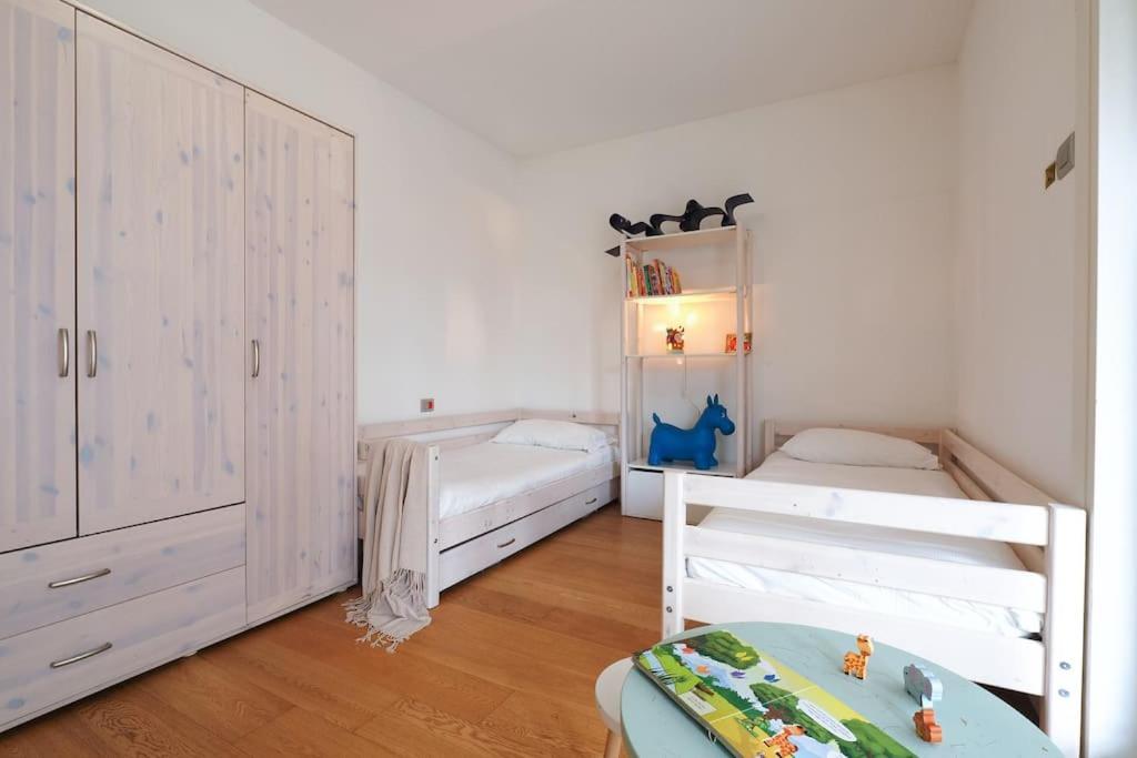 Contempora - Trilocale C. Di Rienzo 37 Milano