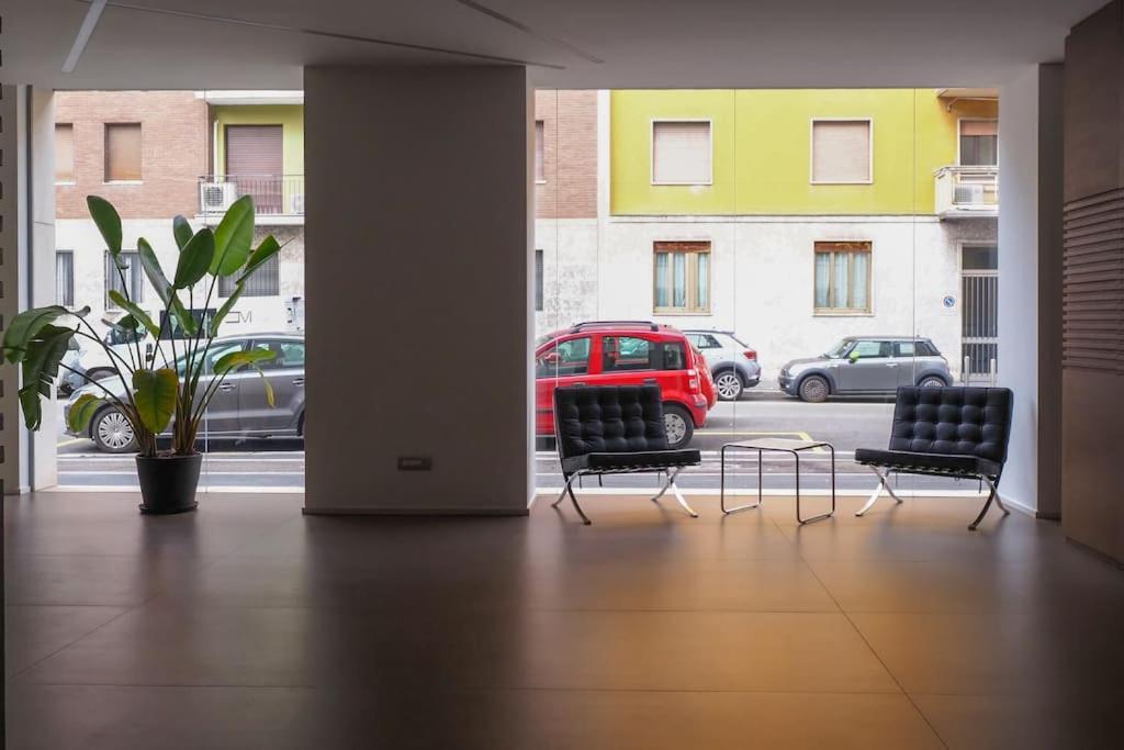 Contempora - Trilocale C. Di Rienzo 37 * Milano