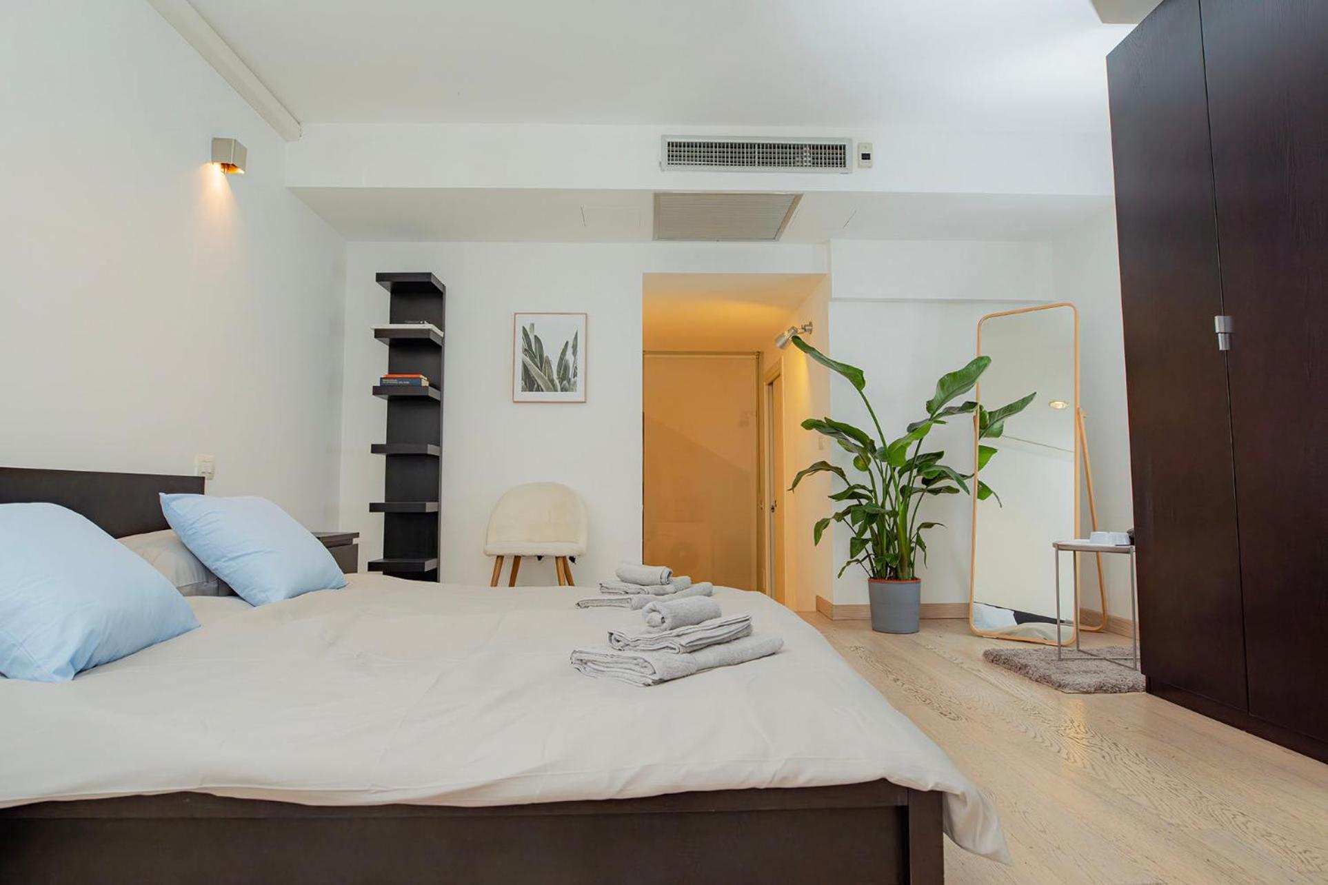 Lejlighed Navigli 10 Min Loft Moderno Con Area Esterna Milano