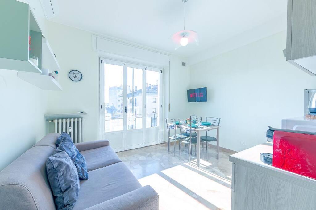 Appartement Navigli - Downtown - Duomo Spacious Two Bedroom - Close To Metro - Ac - Wi-fi