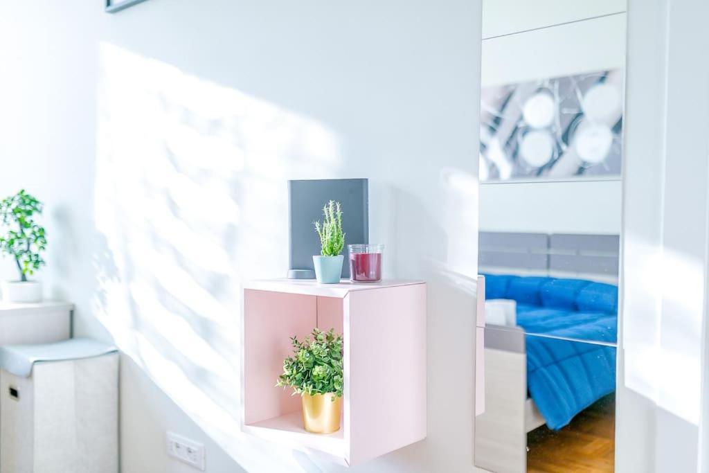 Appartement Navigli - Downtown - Duomo Spacious Two Bedroom - Close To Metro - Ac - Wi-fi *