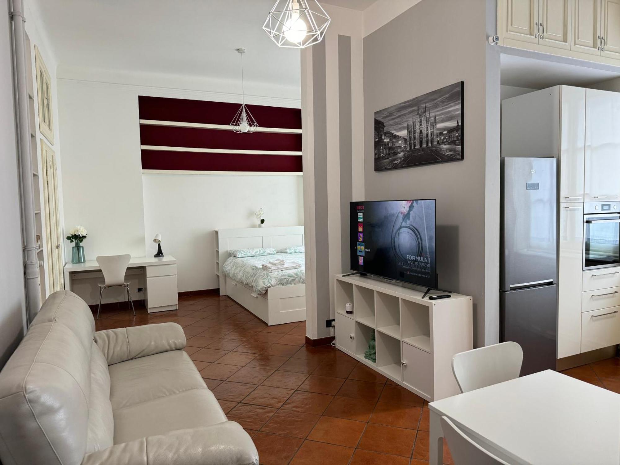 Ponthouse: Navigli, Iulm, Romolo Apartment