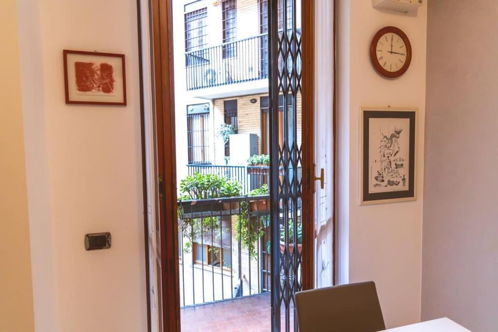 Ampia Oasi A Porta Venezia: Casa In Centro Appartamento Milano