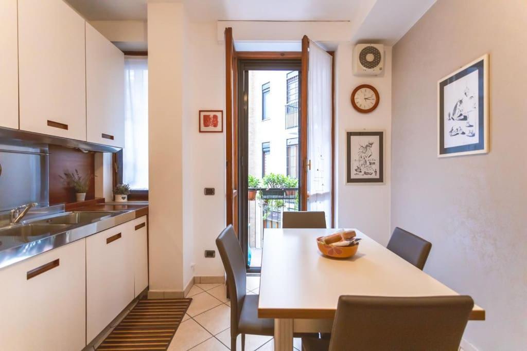 Appartamento Ampia Oasi A Porta Venezia: Casa In Centro