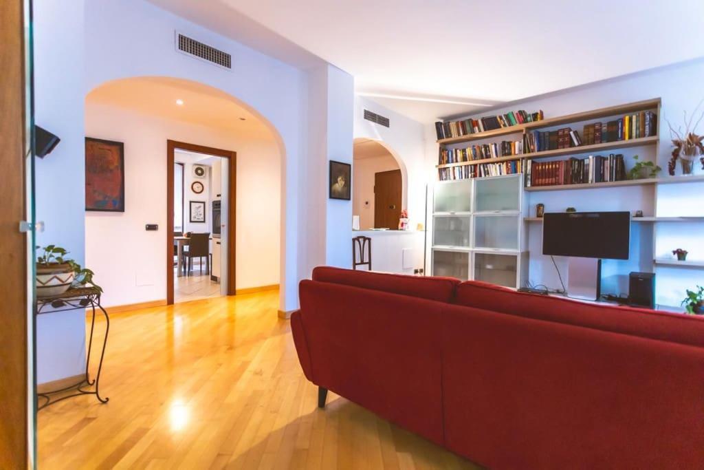 Ampia Oasi A Porta Venezia: Casa In Centro * Milano