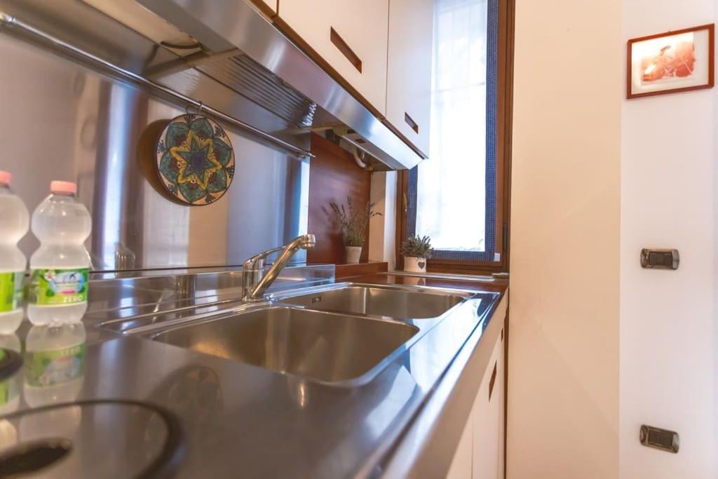 Ampia Oasi A Porta Venezia: Casa In Centro Appartamento Milano