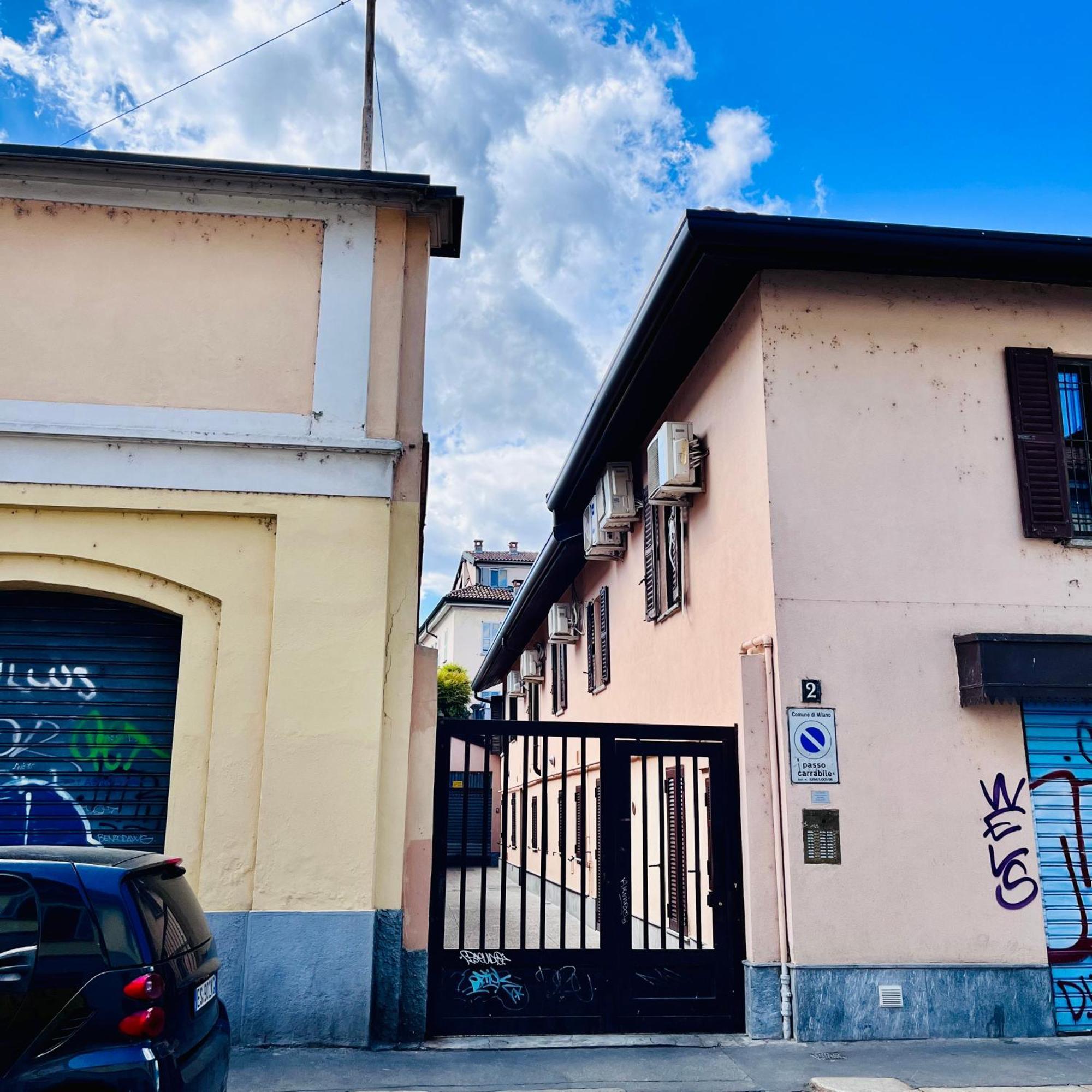 Riverside Loft Navigli - Spacious Two-bedroom Appartement