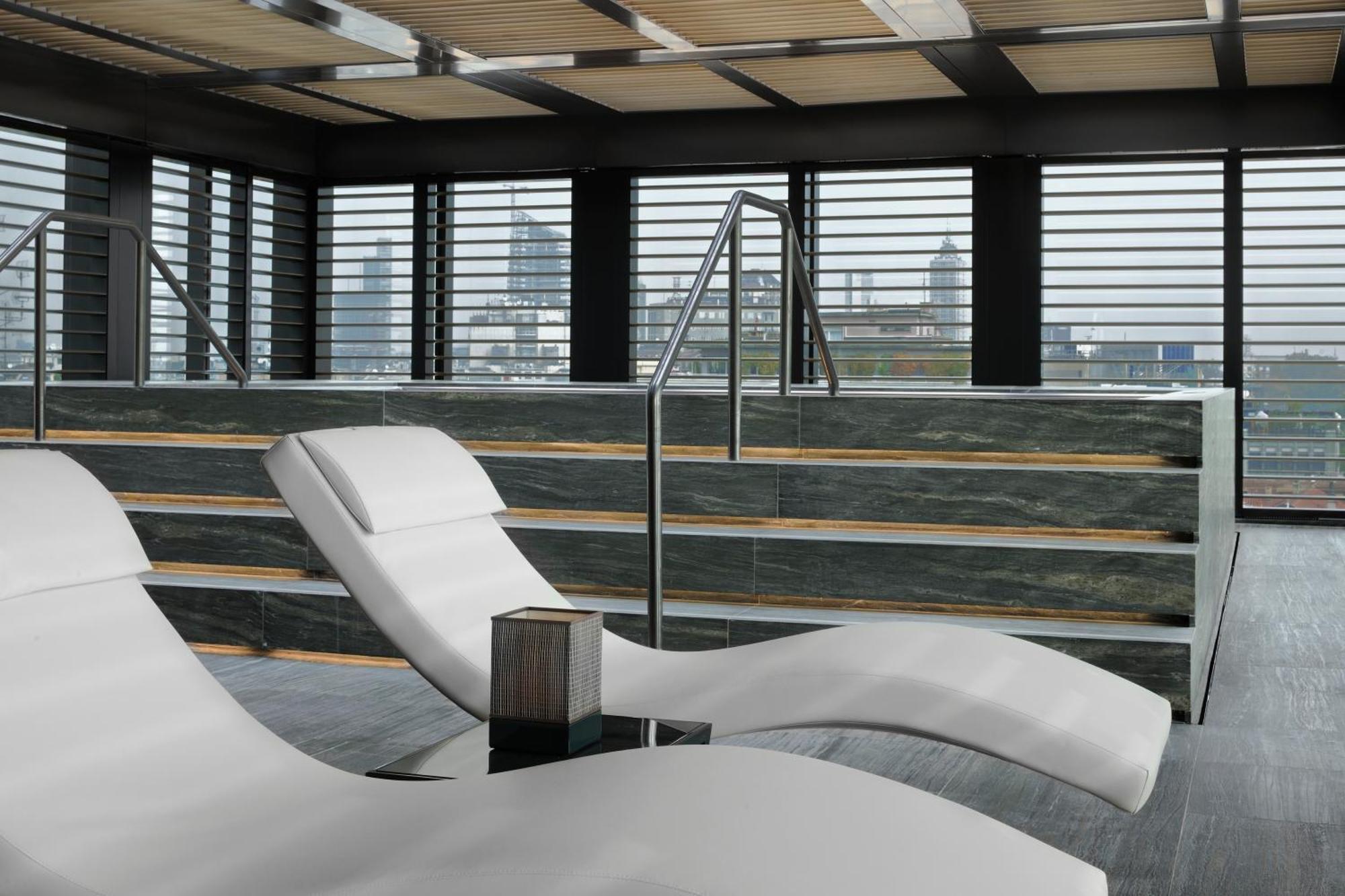 Hotel Armani Milan