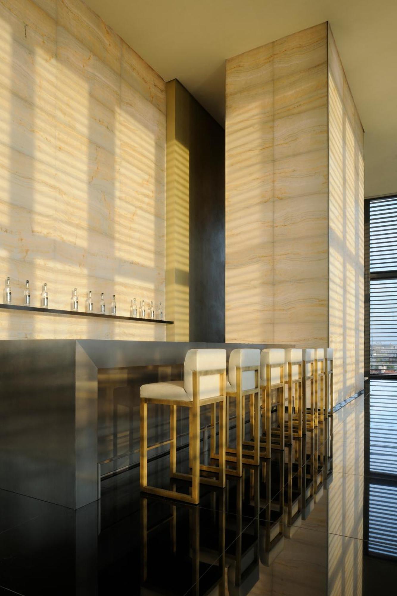 Hotel Armani Milan