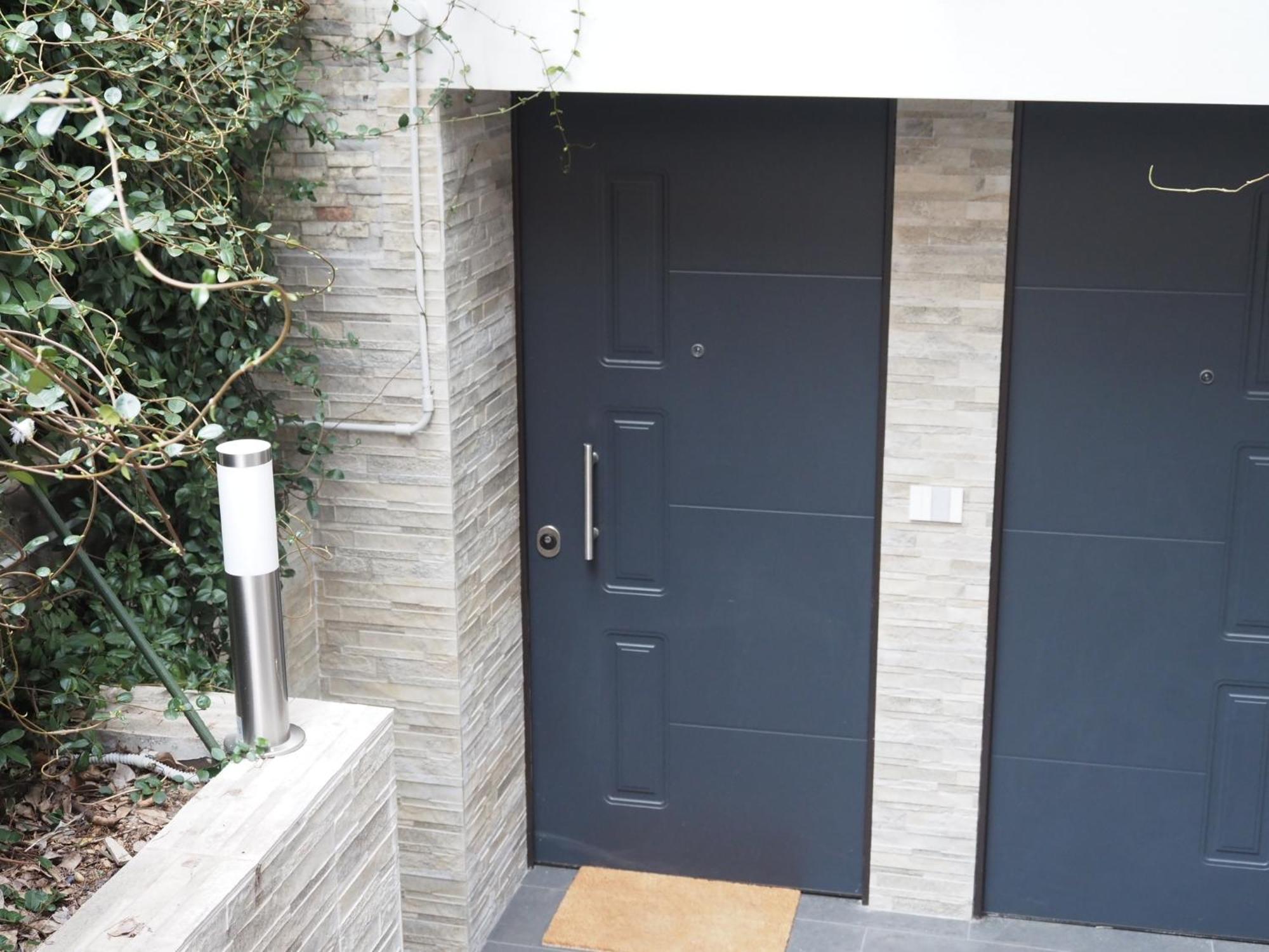 Lejlighed Ihost Luxury - Neg Roli 8 *