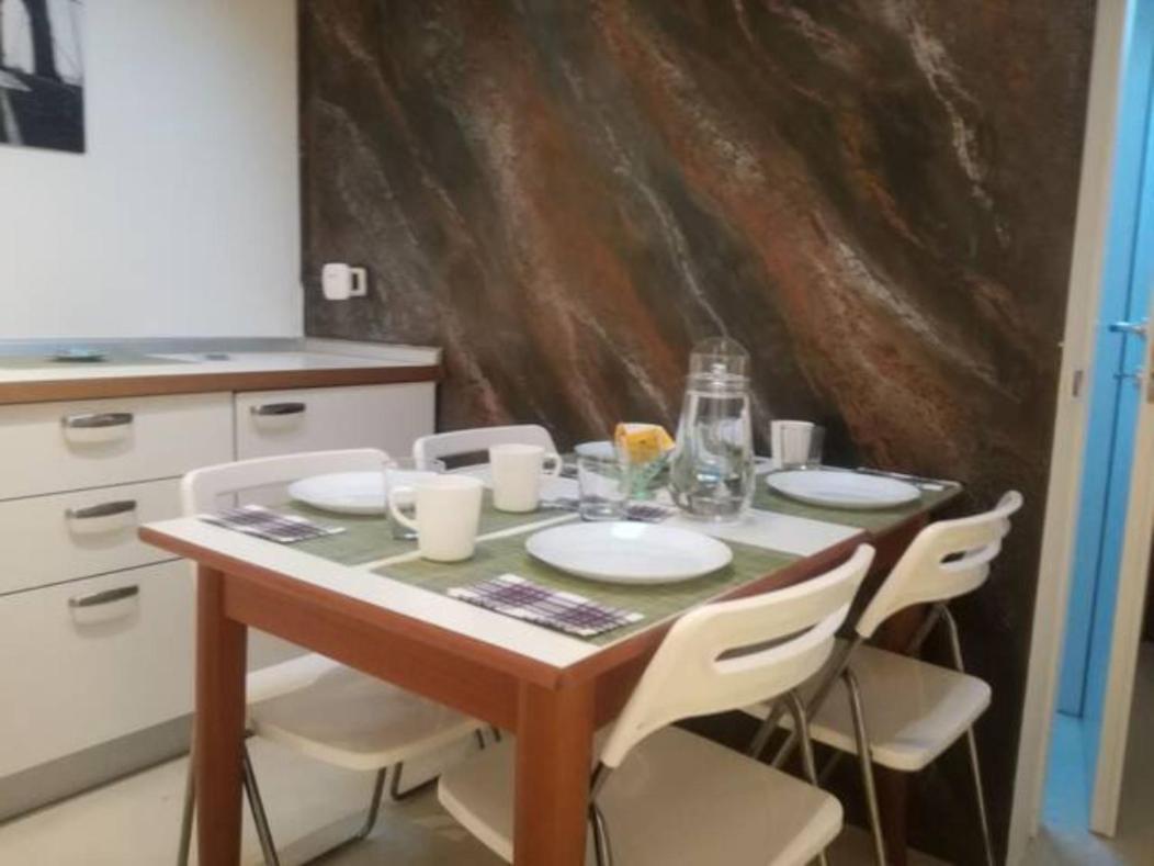 Bilocale Mansardato Zona Corso Buenos Aires Mm1-mm2 Lippi 2 * Mailand
