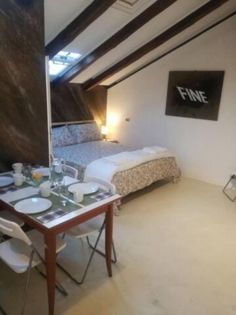 Bilocale Mansardato Zona Corso Buenos Aires Mm1-mm2 Lippi 2 * Mailand