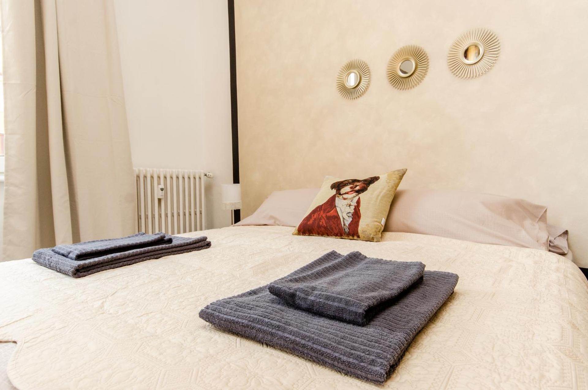 Beige * Milan