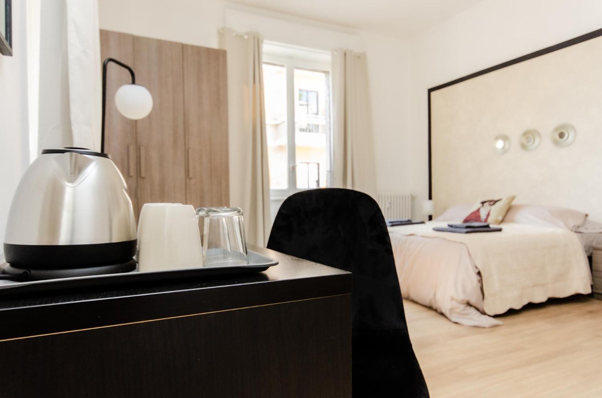 Beige Milan