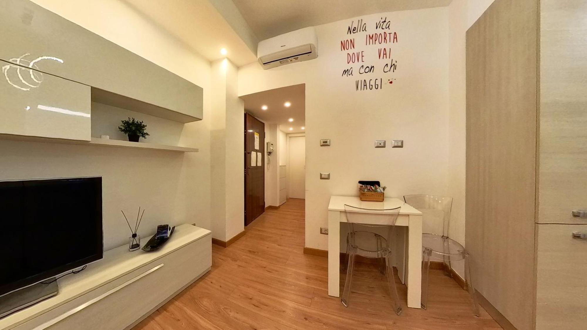 N&ghomesweethome Raffaelloelegante Ideale Affari Appartement