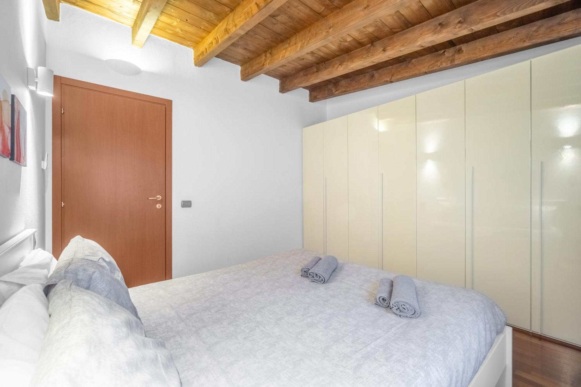 Tar5 -20 Minutes From Duomo- Design-elegant Lejlighed *