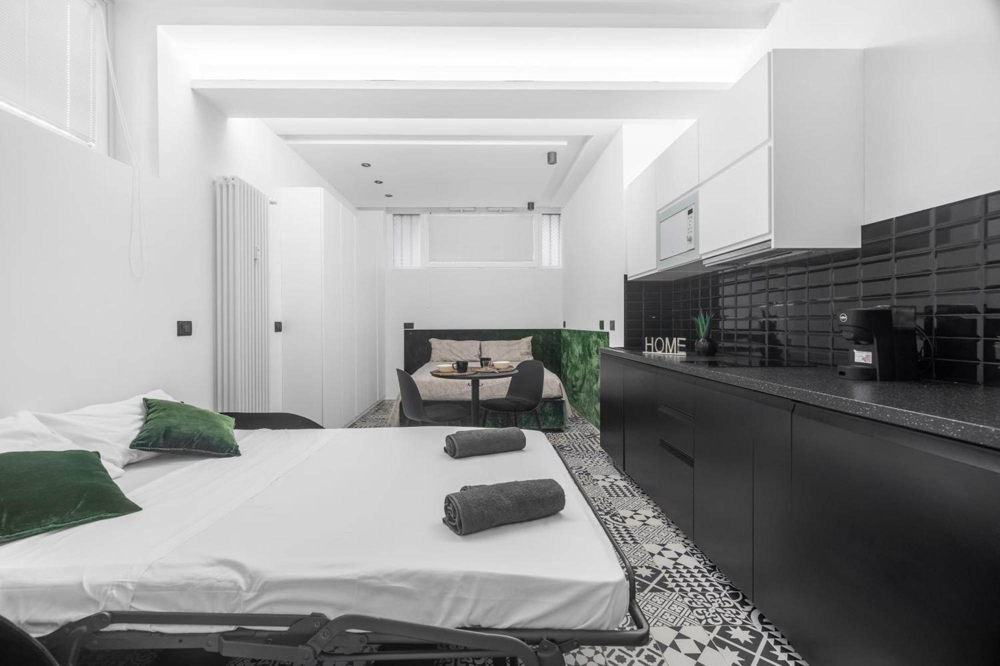 Pag60 -crescenzago-luxury House * Milaan