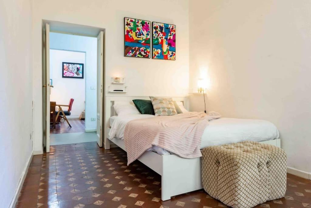 Bohemian Art Apartment. One Bedroom One Sofa Apartment