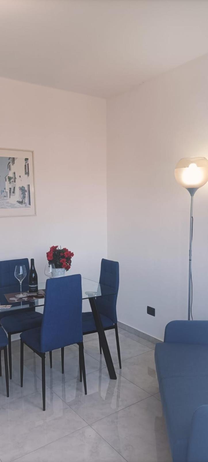 Apartment Carlo Mailand