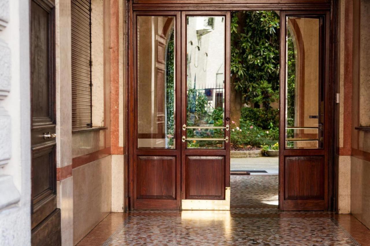 2 Bagni E - House Of Art Center Leilighet Milano
