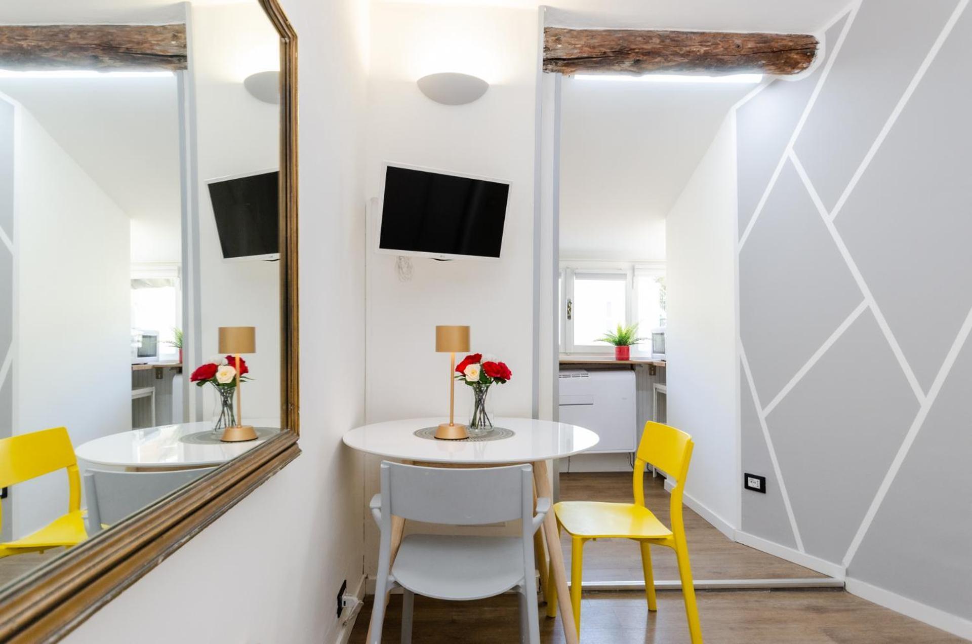 Vivimihome - Carcano House A Pochi Minuti Dai Navigli Appartement Milaan