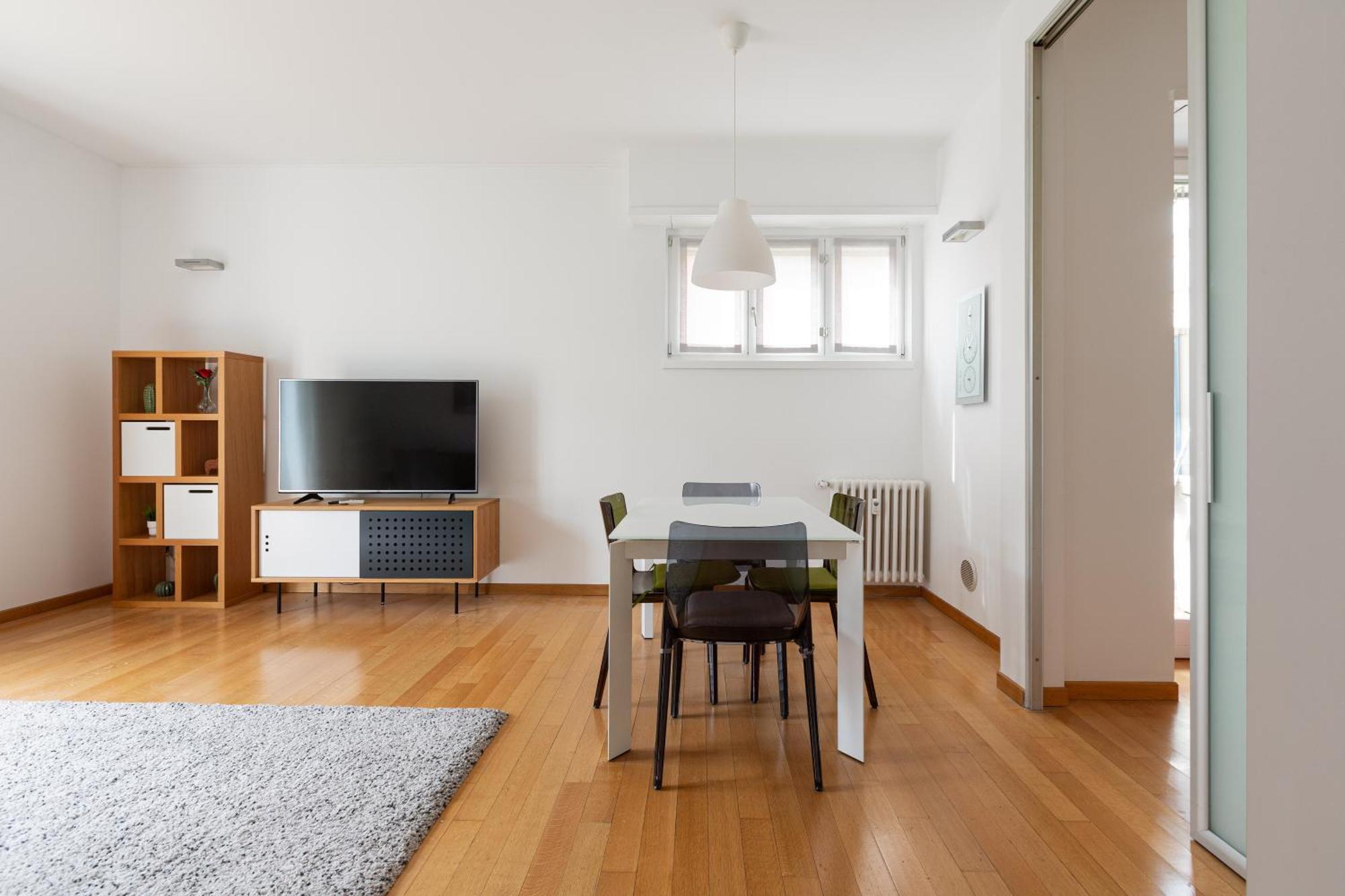 Washington District Cozy With Balcony * Milan