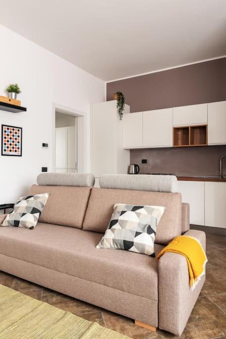 Moderno Bilocale In Zona Mico Appartamento