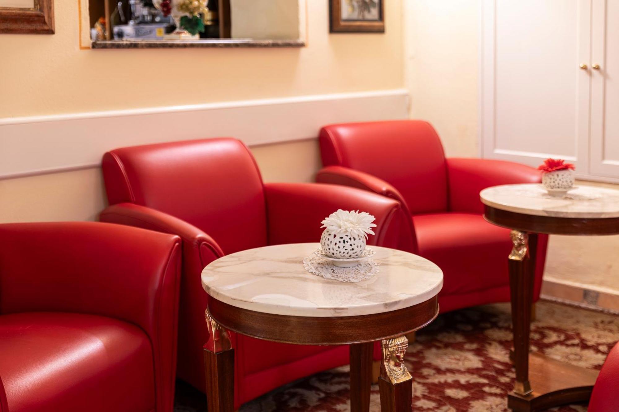 Hotell Boutique Dieci 4*