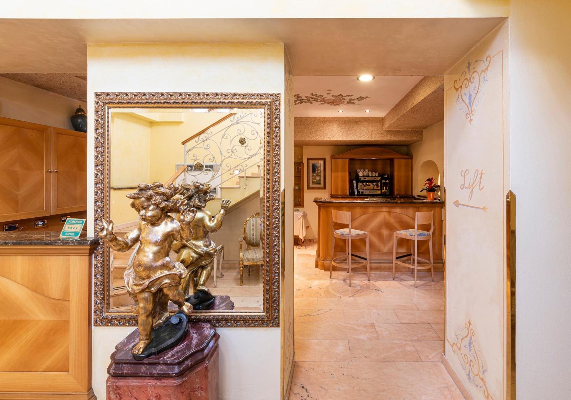 Hotell Boutique Dieci Milano
