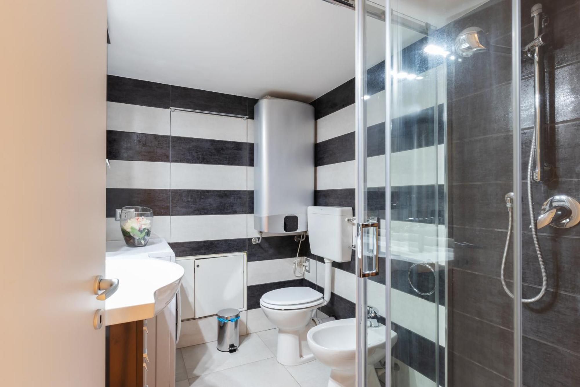 2 Con 2 Bagni Privati - De Angeli * Milaan
