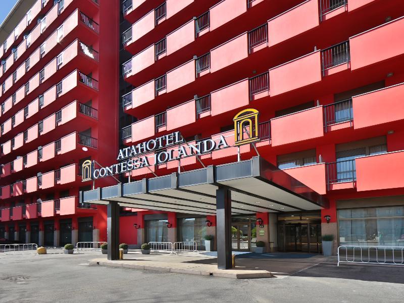 Aparthotel & Contessa Jolanda Milan