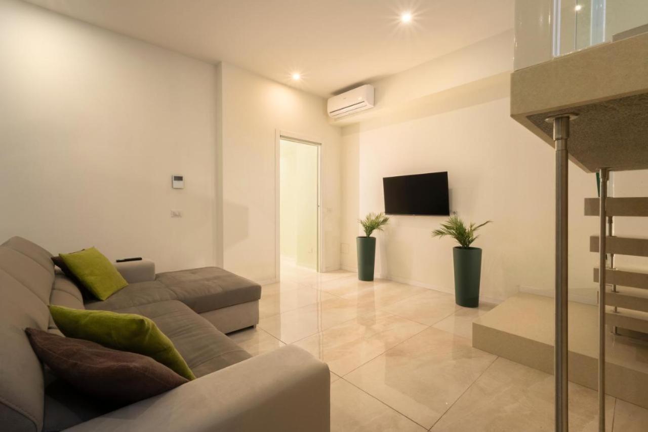 Apartment Via Hayez, 3 - Eleganza E Relax