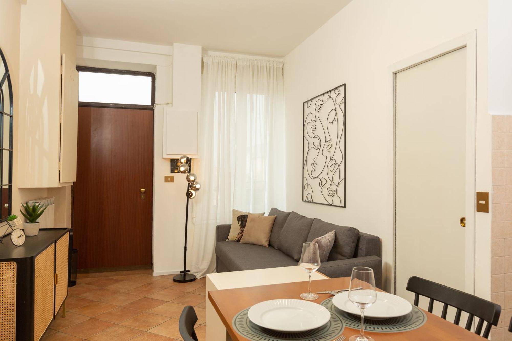 Flower Exclusive - M3 - Isola District Lejlighed *