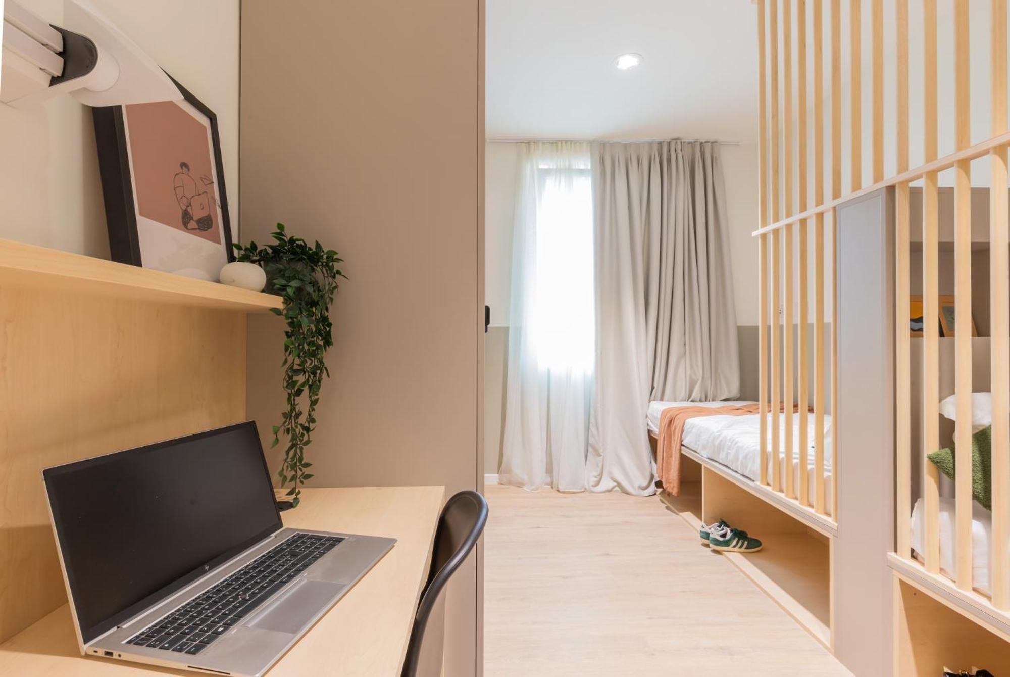 Well-located Campus Near Park * Milano