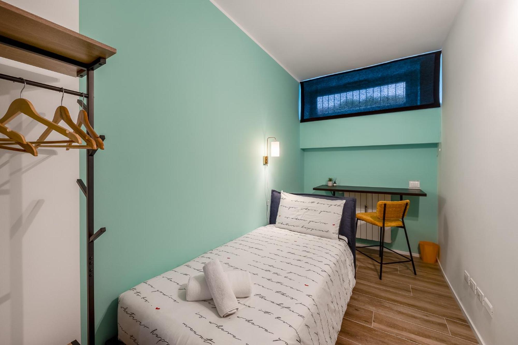 2 Bedroom Gem Next To Central Station With Ac Appartamento *