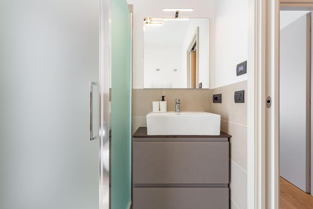 Appartement East Garden Lambrate Elegante Moderna *