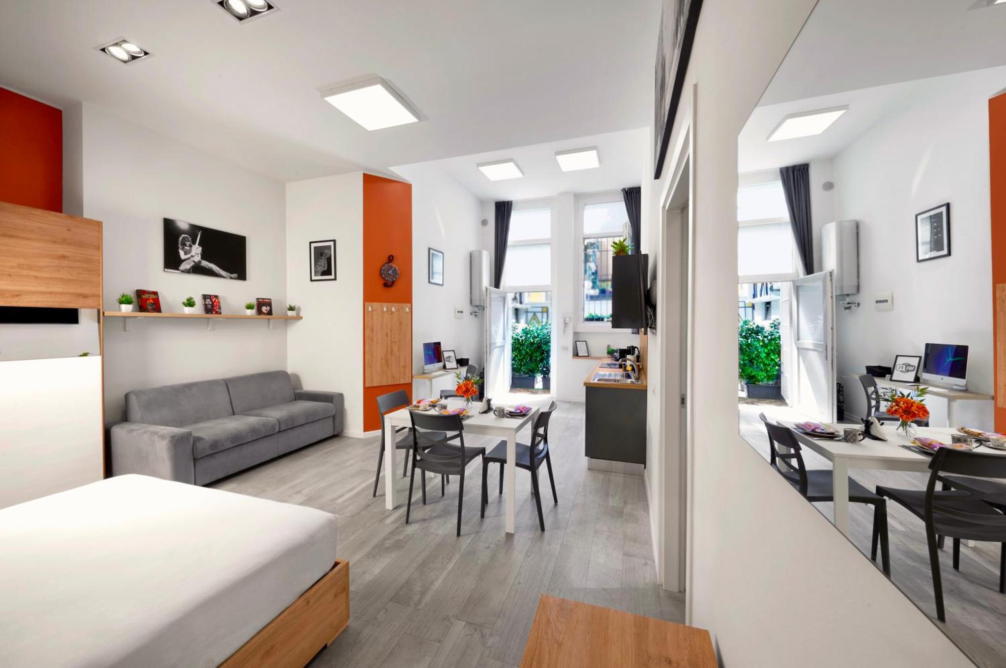 Lorianna Rock House * Milan