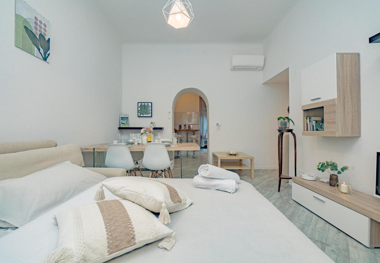 Apartment Turrohouse-duomo 12 Minutes Away Mailand