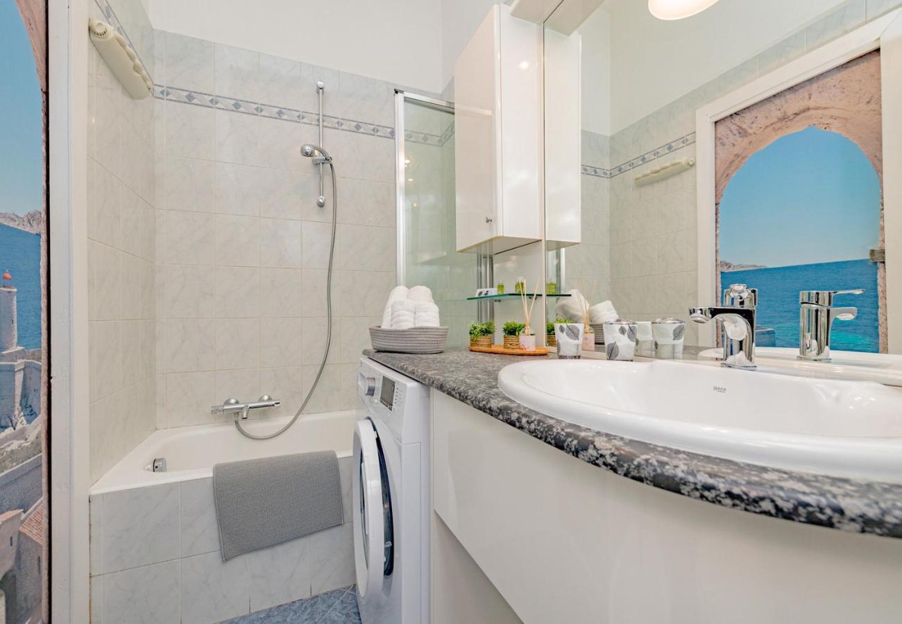 Apartment Turrohouse-duomo 12 Minutes Away *