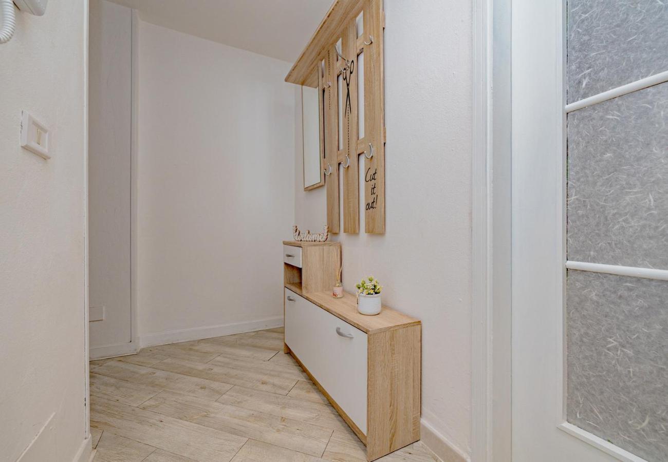 Apartment Turrohouse-duomo 12 Minutes Away Mailand