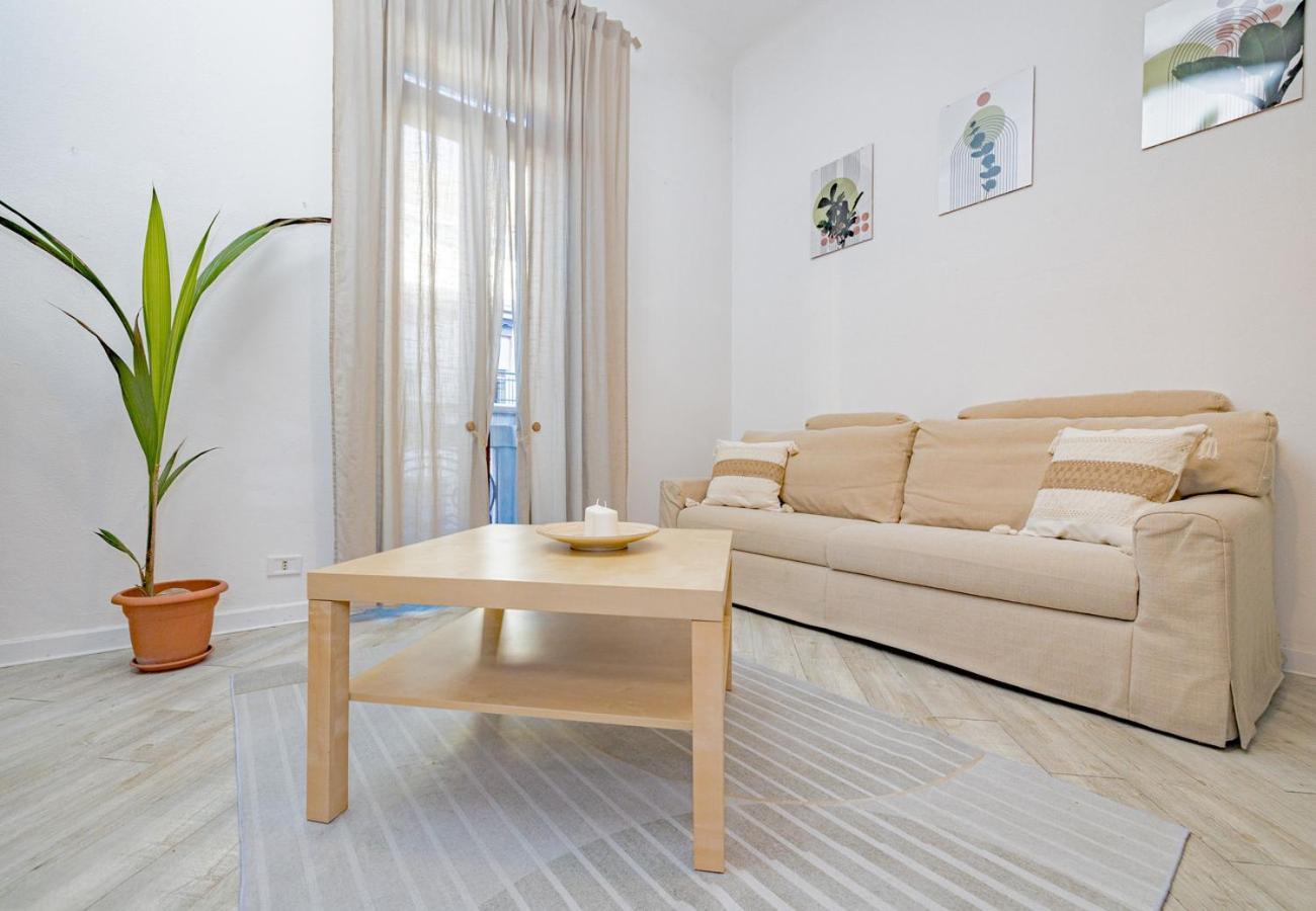 Apartment Turrohouse-duomo 12 Minutes Away Mailand