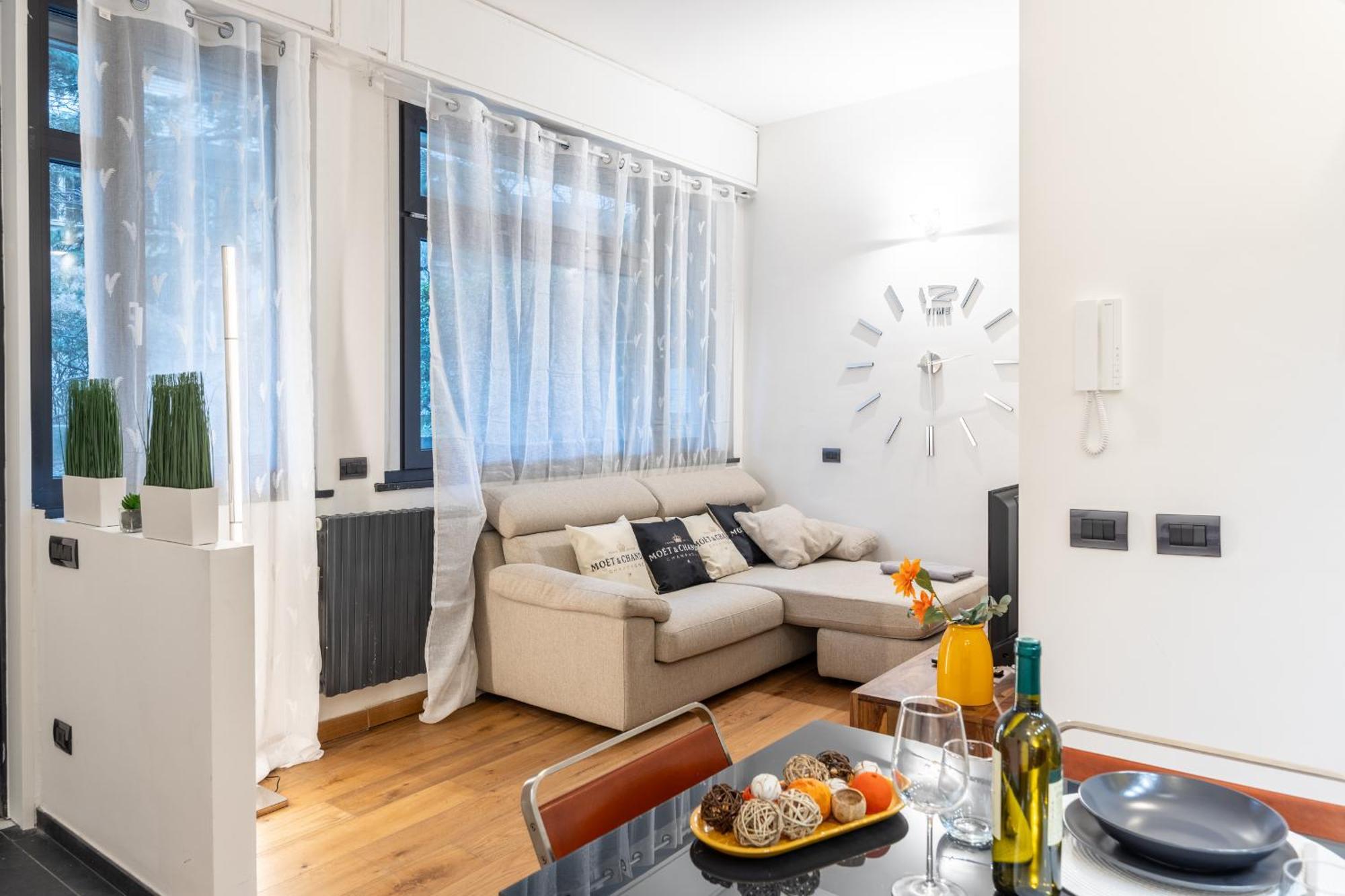 Apartment Exclusive Suite1- Vicino Metro, Citylife, Stadio San Siro E Fiera