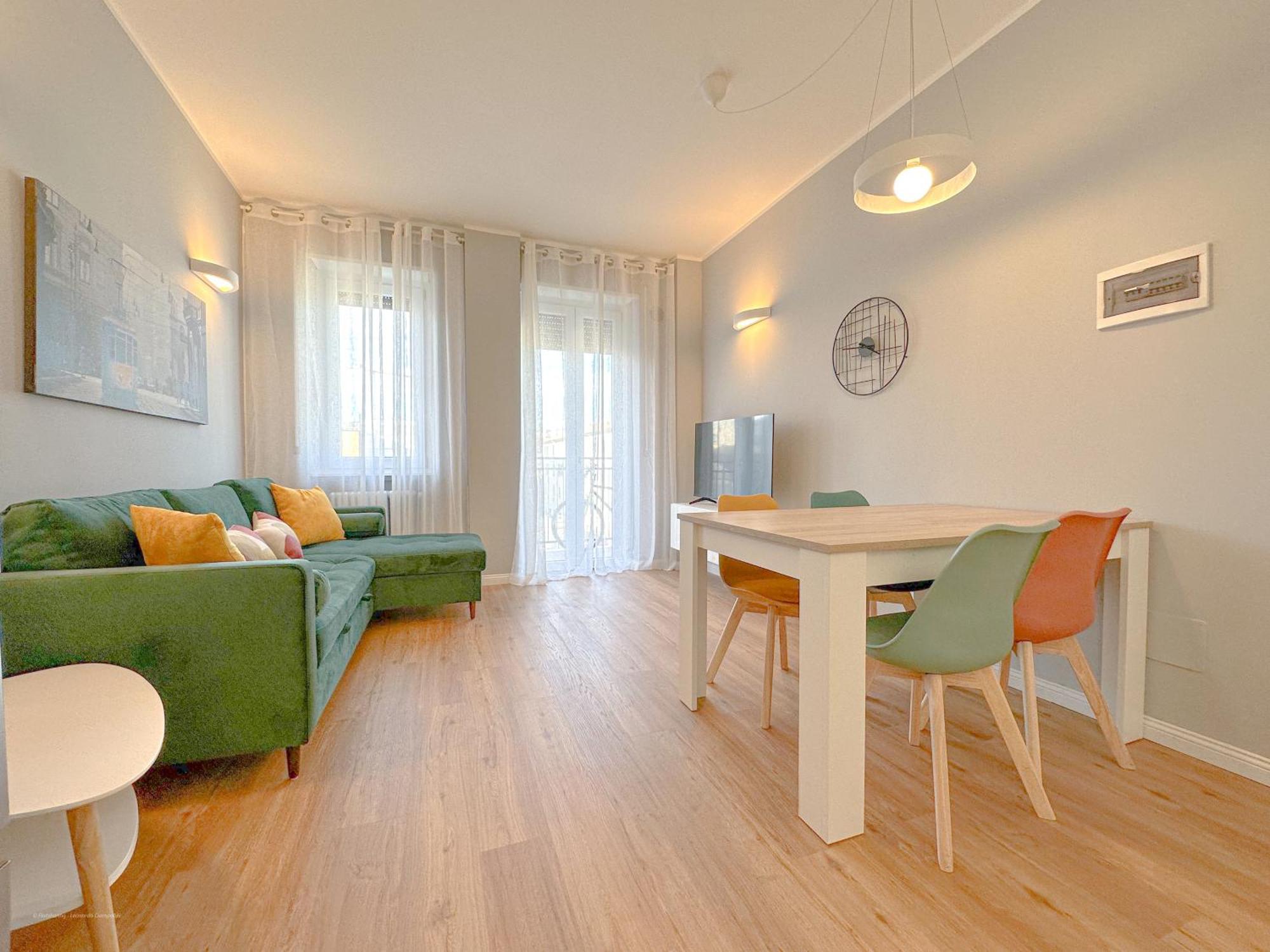 Torre 24 - Luxury Naviglio Apartment Milan