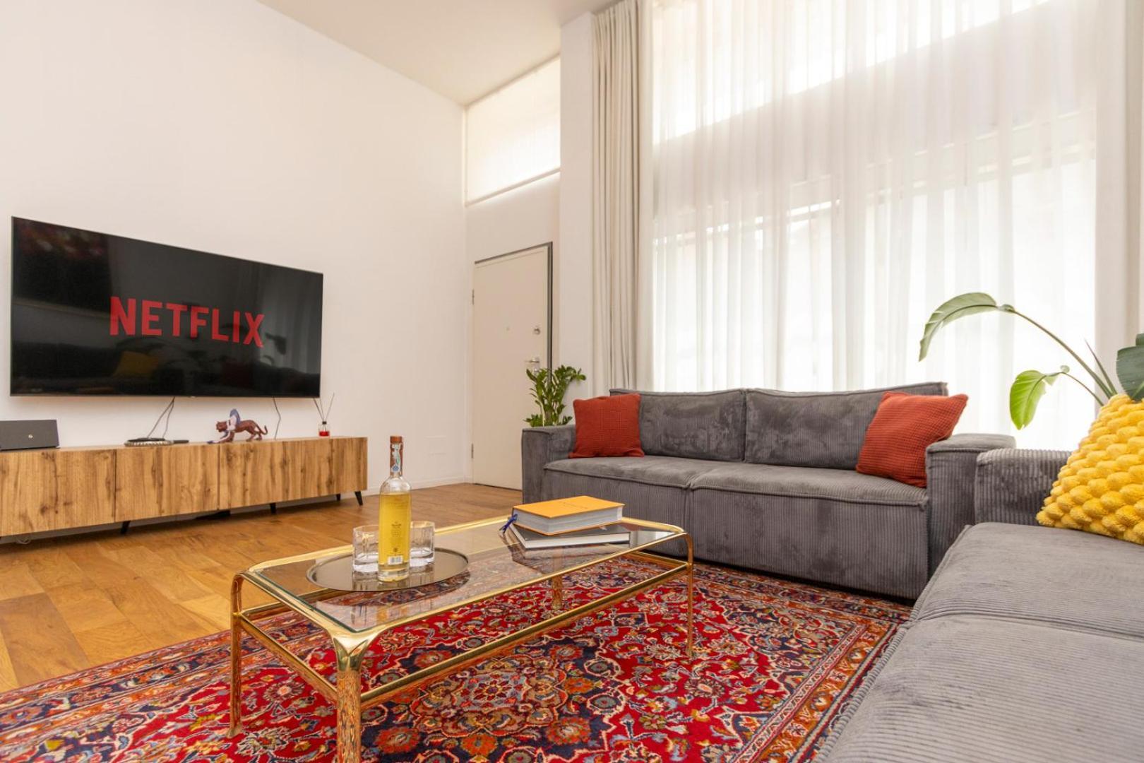 Loft Luxury Design- With 2 Bedrooms -wifi Ultra-5min Metro * Milano